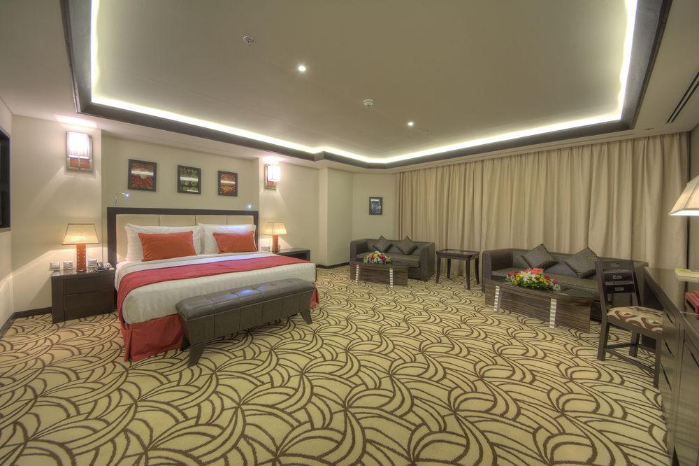 Raintree Rolla Hotel Dubai Esterno foto