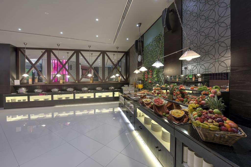 Raintree Rolla Hotel Dubai Esterno foto