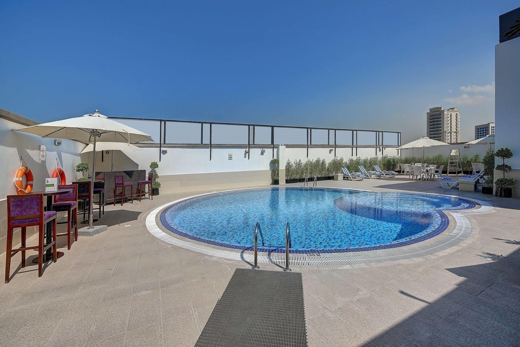 Raintree Rolla Hotel Dubai Esterno foto