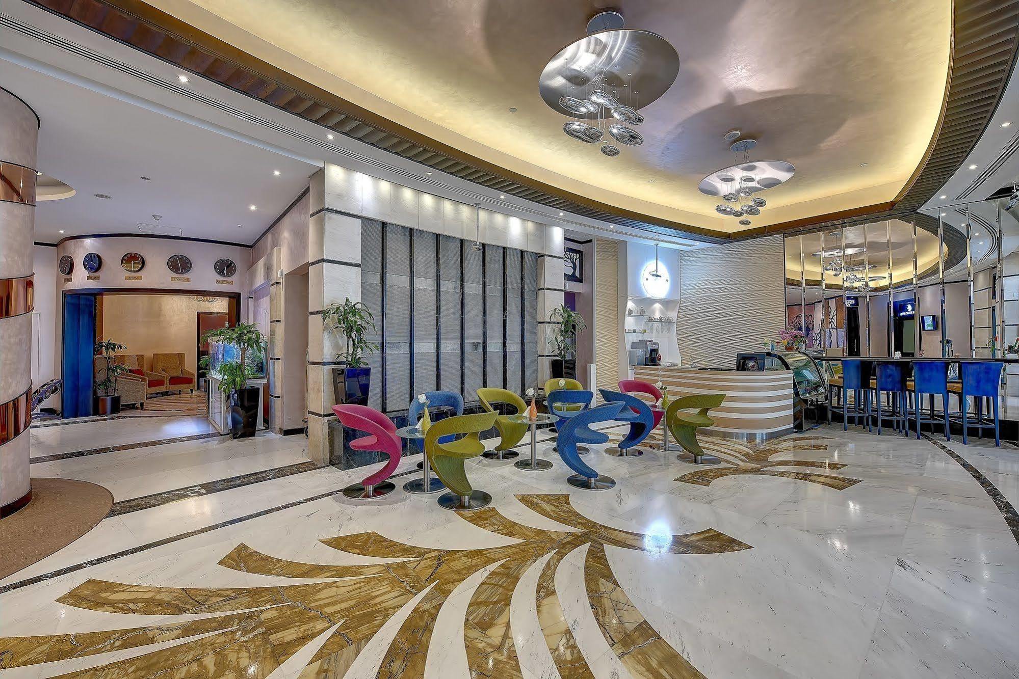 Raintree Rolla Hotel Dubai Esterno foto